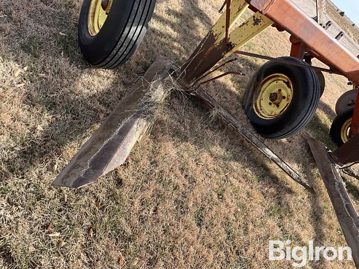 bush-hog-bh-18-plow-sweep-image-15