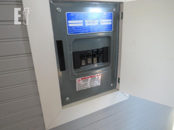 8'-x-22'-tiny-house-on-transport-image-17