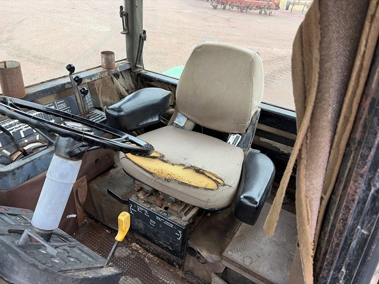 john-deere-8450-image-29