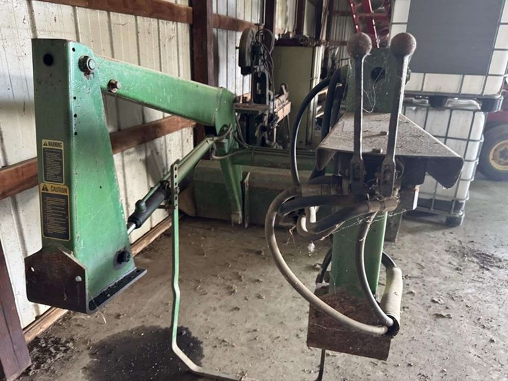 john-deere-146-image-2