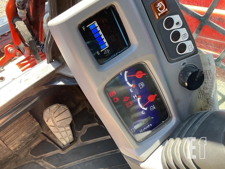 2020-kubota-svl95-2s-image-21