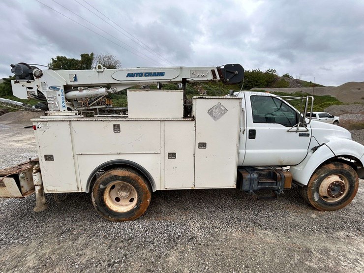 2000-ford-f650-image-4