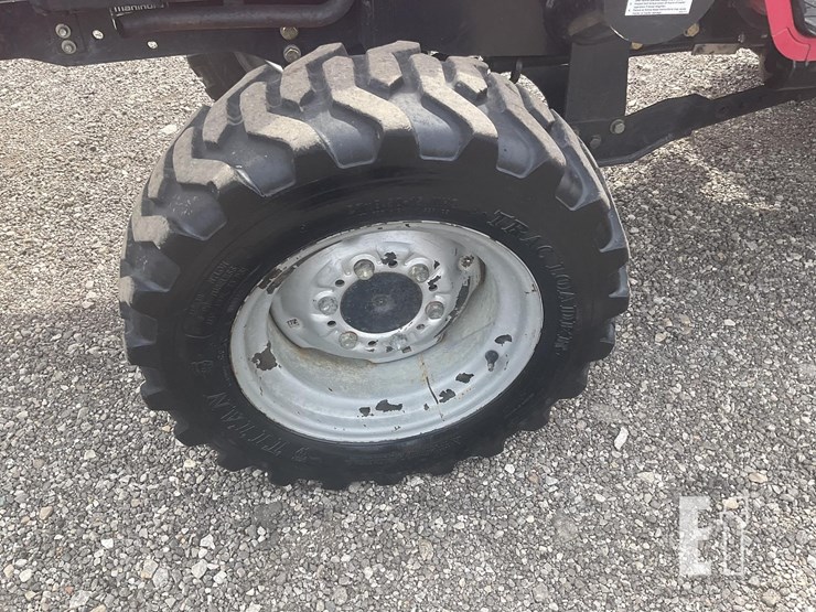 2020-mahindra-1626-image-13