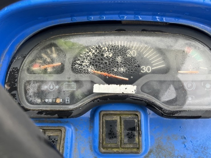 2001-new-holland-tc40d-image-13