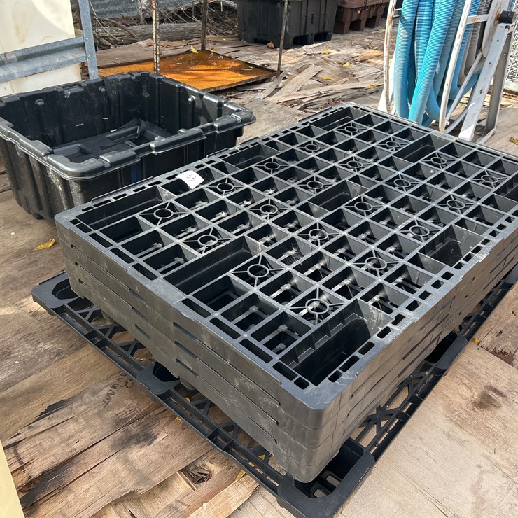 #133 • (5) Plastic Skids & Engine Crate