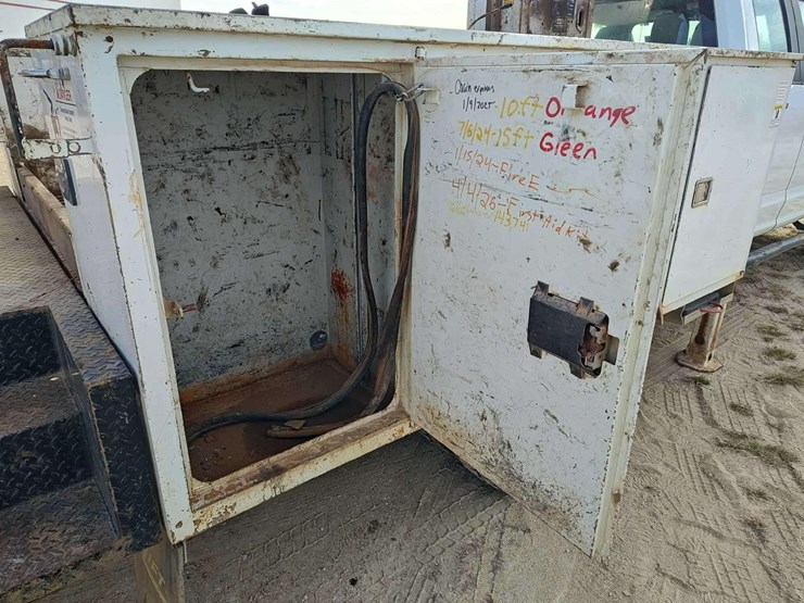 2017-ford-f550-image-27