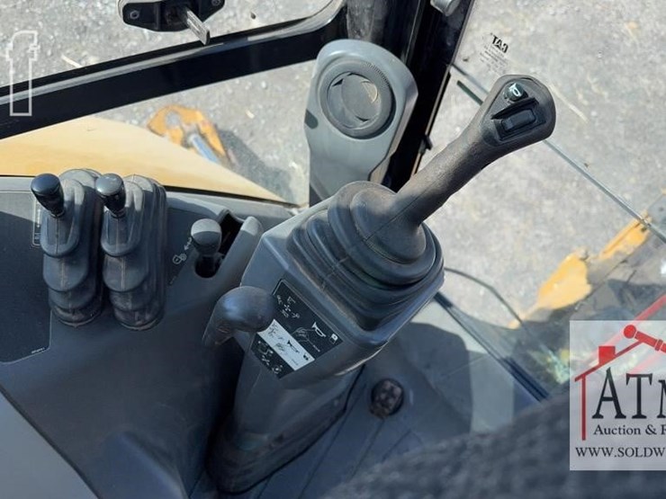 caterpillar-420f2-it-image-39