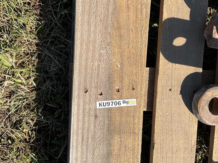 reliever-hitch-insert-lot-image-10