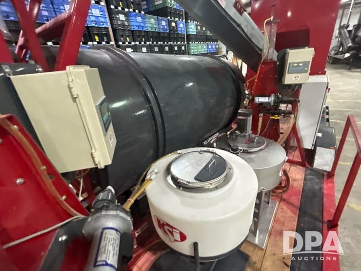 2015-ksi-120819-image-25