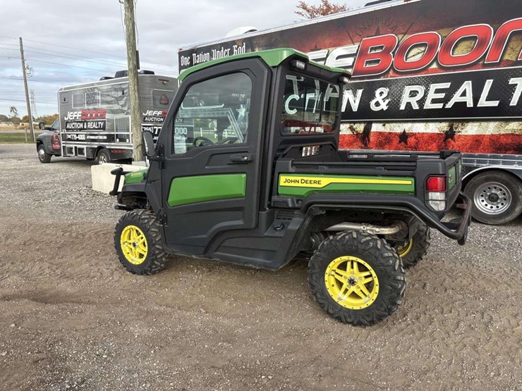 john-deere-gator-image-3