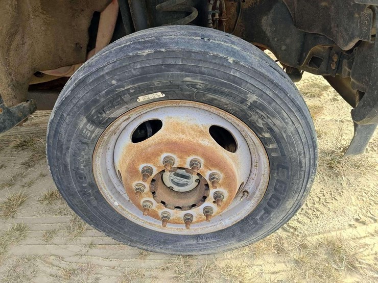 2017-ford-f550-image-53