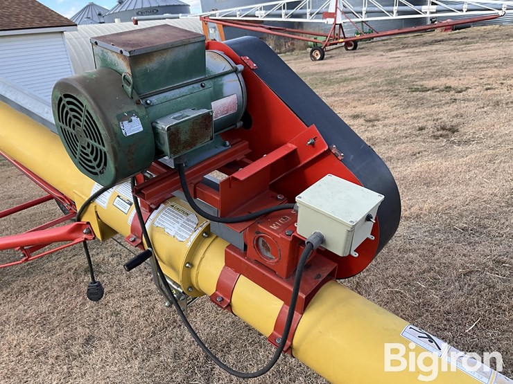 westfield-10”x32’-grain-auger-image-11