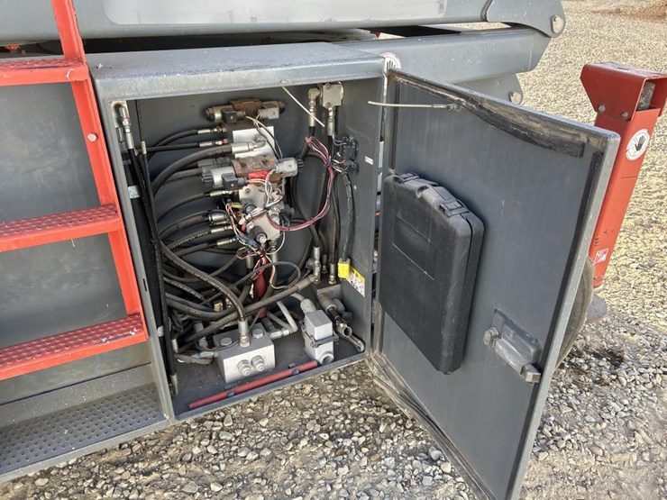 skyjack-sj8841rt-image-22