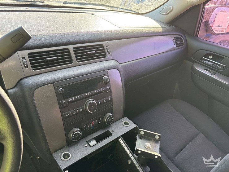 2014-chevrolet-tahoe-image-7