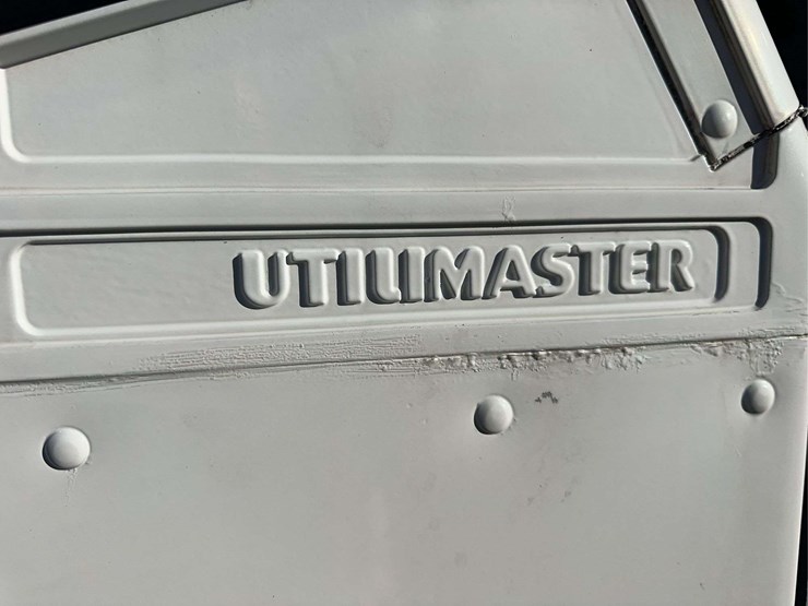 2008-freightliner-mt45-image-13