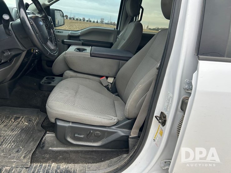 2019-ford-f150-xlt-image-22