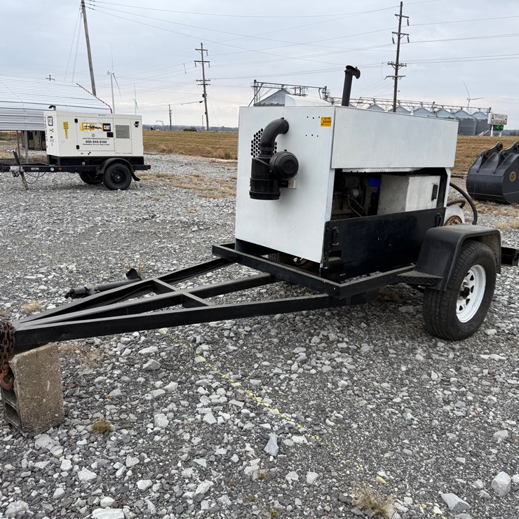 #8 • Cushion Cut 2525 3 cyl Power Unit w/ Trailer INV#29196