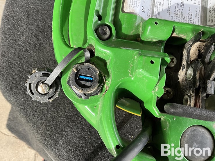 john-deere-7500-image-11