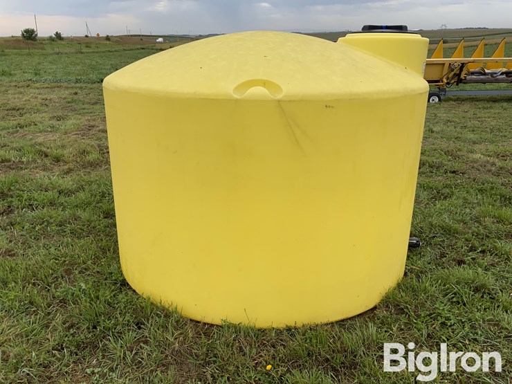 1550-gal-liquid-tank-image-4