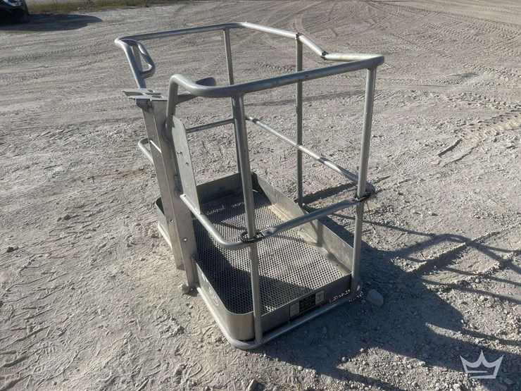 48in-forklift-safety-basket-image-3