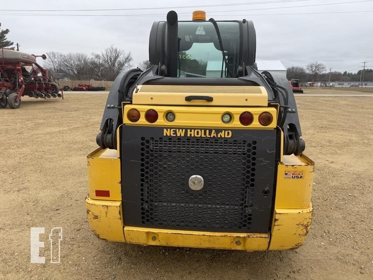 new-holland-l220-image-5