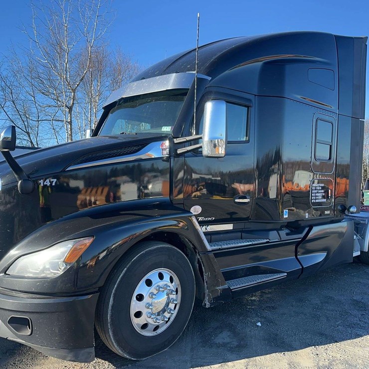 2022 KENWORTH T680