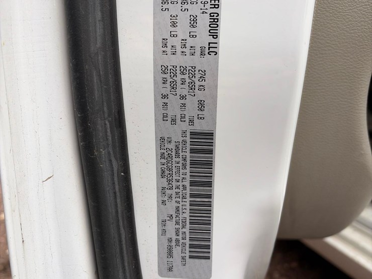 2015-dodge-grand-caravan-sxt-image-48