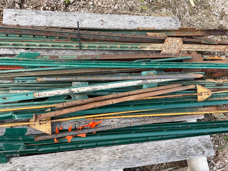 #3135-•-misc.-t-posts-image-4