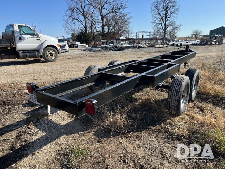2016-custom-trailer-image-5