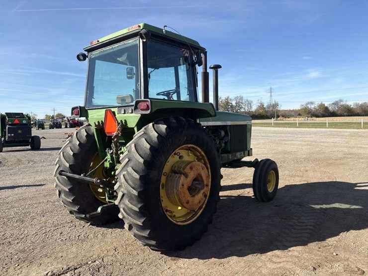 john-deere-4430-image-4