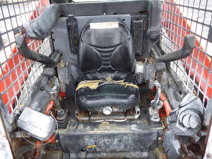 kubota-ssv65-image-18