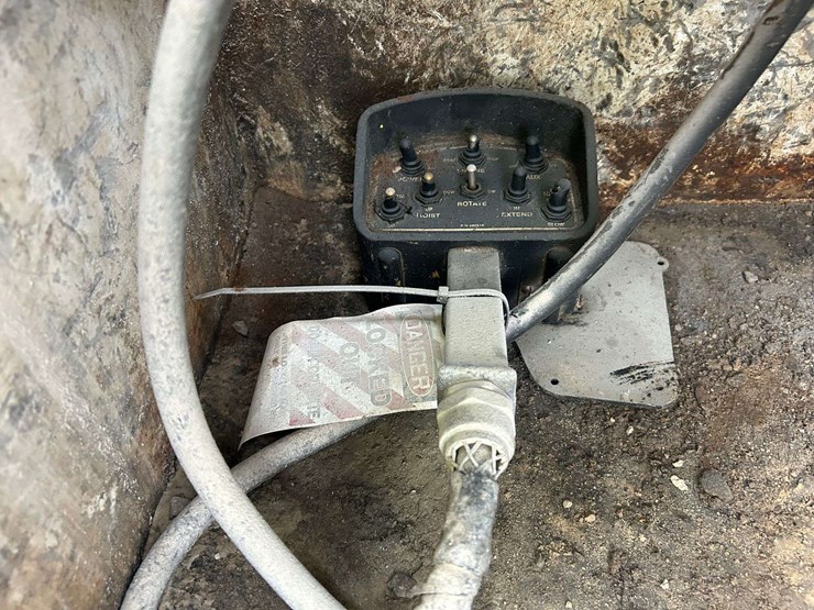 2000-ford-f650-image-44