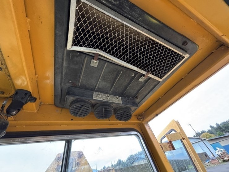 1974-letourneau-2594-image-15