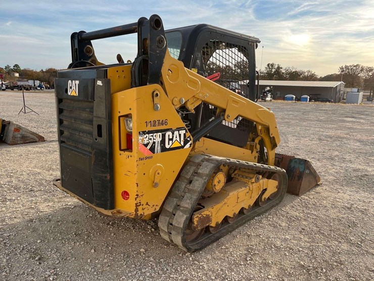 2018-caterpillar-259d-image-3