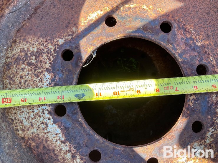 22”-tires-on-8-hole-rims-image-11