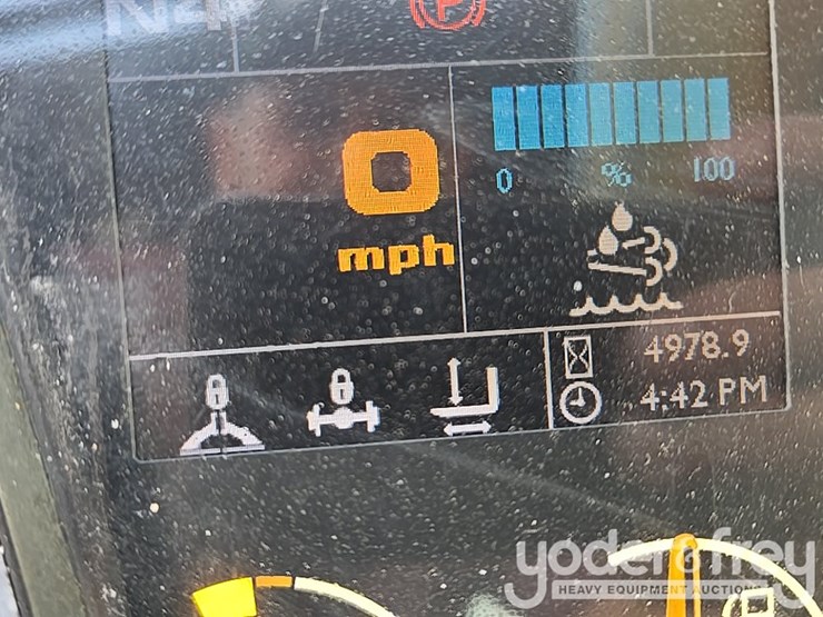 2017-jcb-512-56-image-129