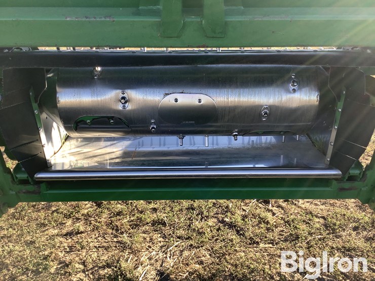 2017-john-deere-635d-image-15