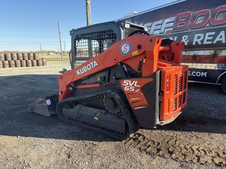 kubota-svl65-2-image-4