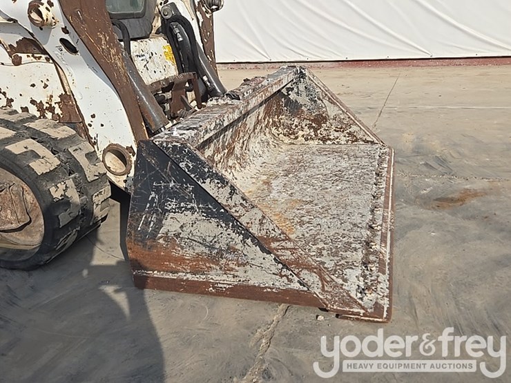 2021-bobcat-t595-image-10