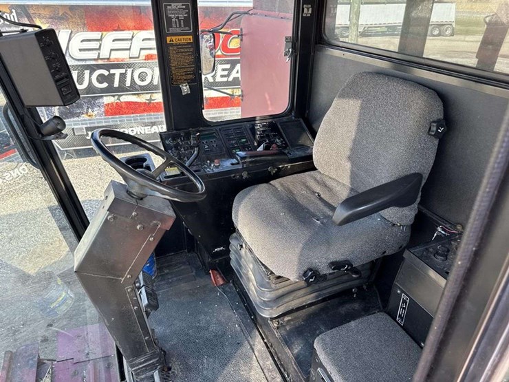 1992-case-ih-1680-image-26