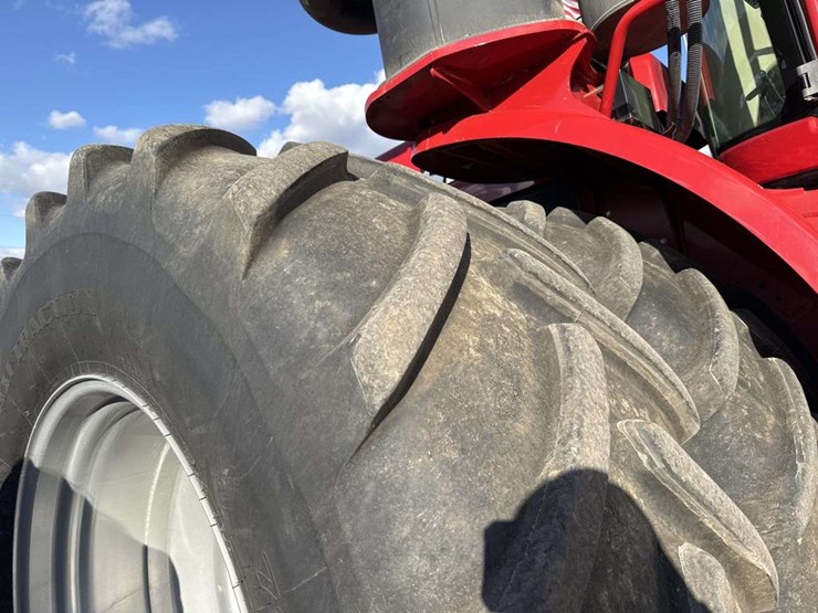 2020-case-ih-420-image-12