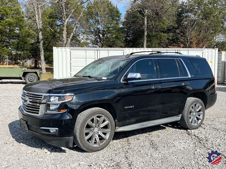 2015-chevrolet-tahoe-ltz-image-1