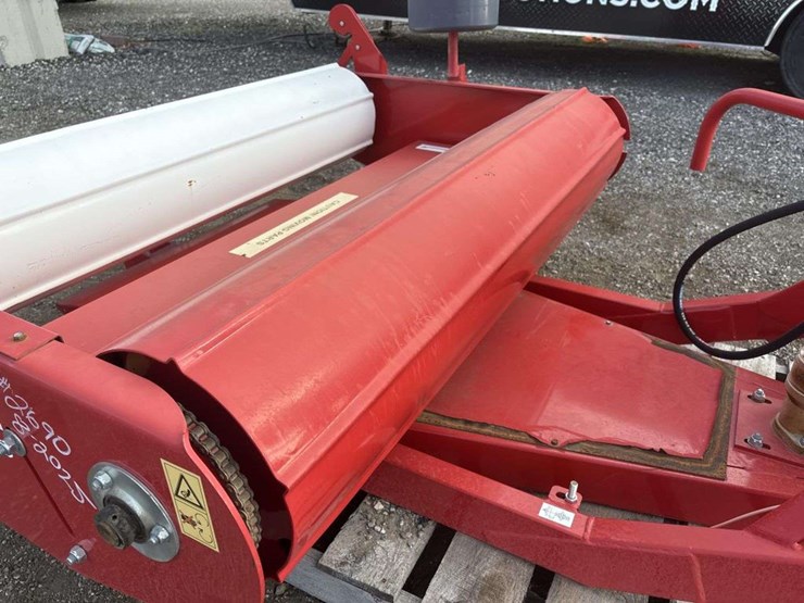 metal-fach-z560-3-point-bale-wrapper-image-17