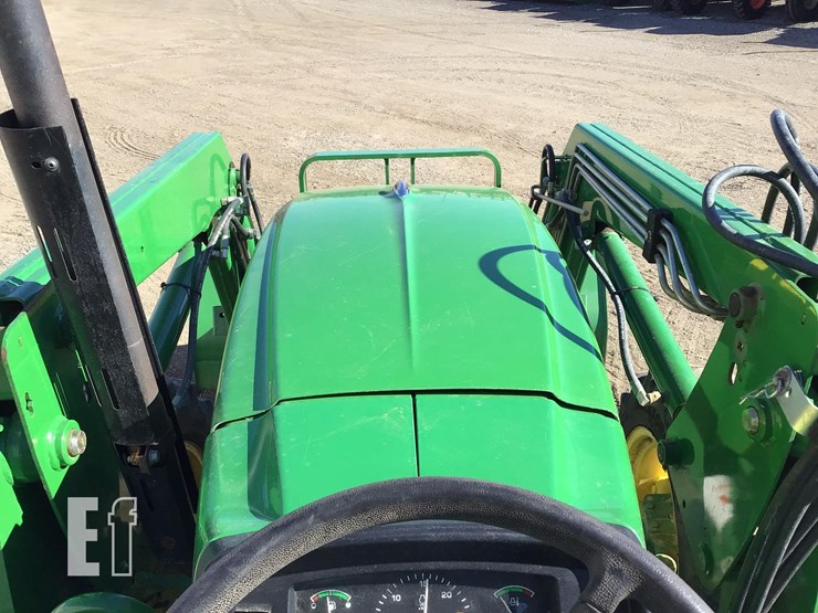 2014-john-deere-5045e-image-13