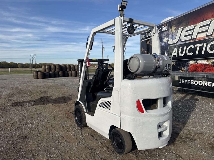 2016-nissan-unicarrier-fork-lift-image-5