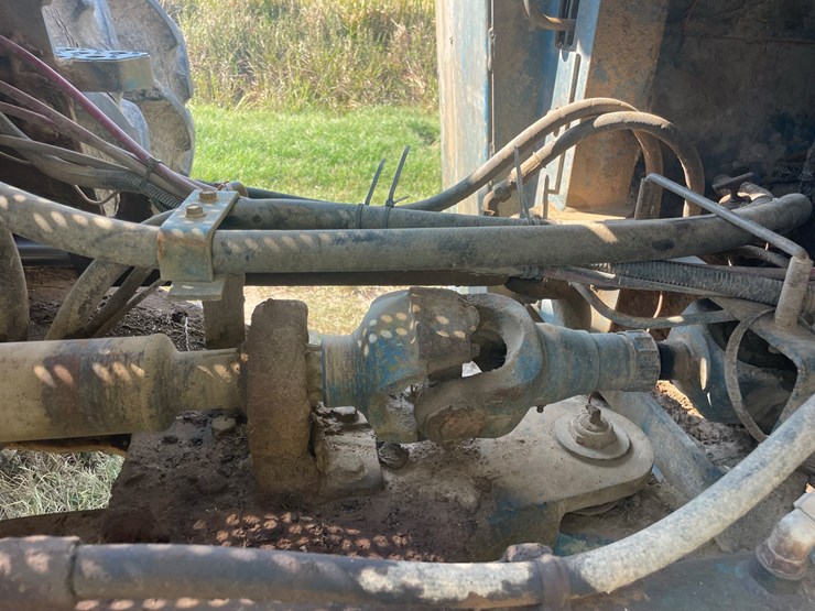 1991-versatile-876-image-31