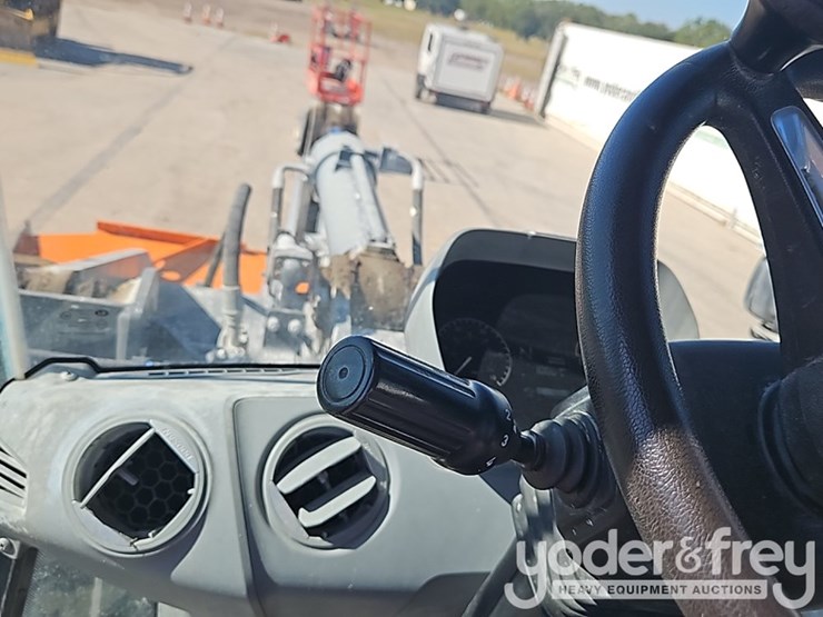 doosan-dl220-image-34