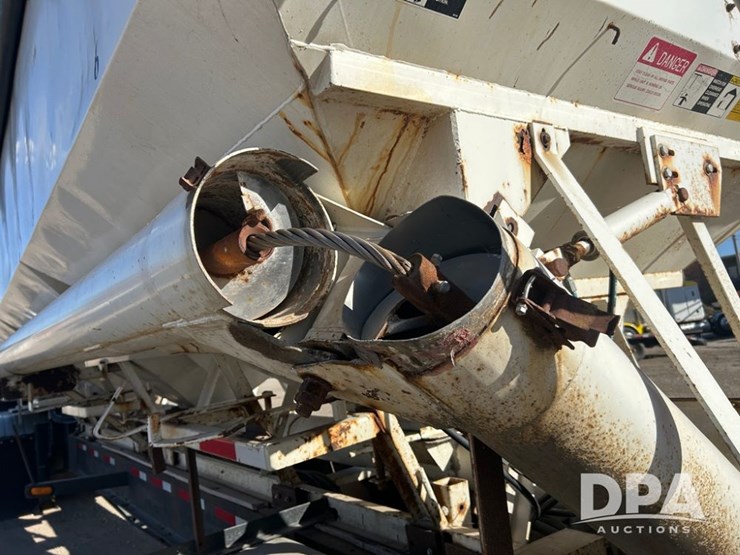 2006-b-b-dry-tender-trailer-(cp1300,-unit-169)-image-22