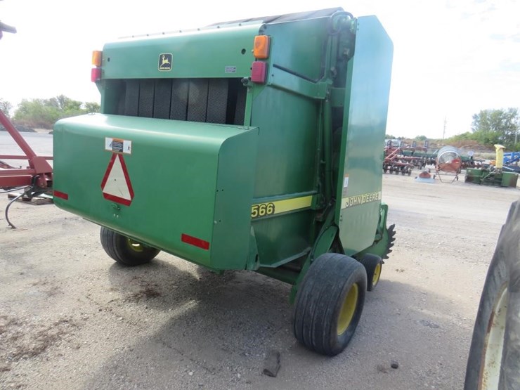 john-deere-566-image-2