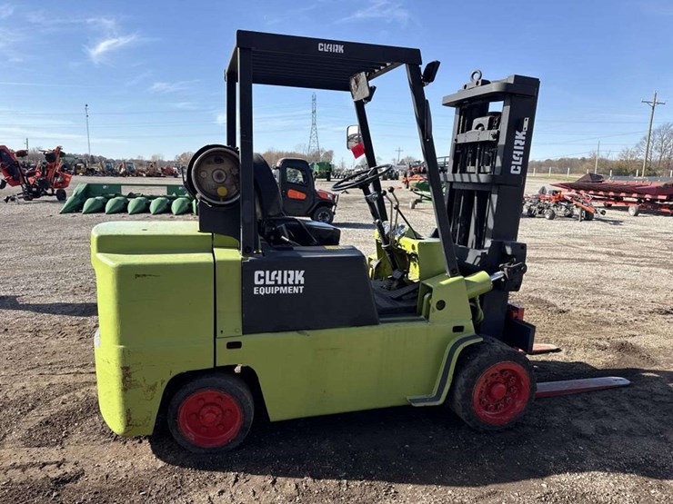 clark-lp-c500-90-fork-lift-image-5